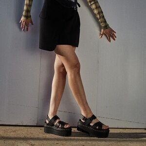 New! Dr Martens Voss II Quad Platform Sandals